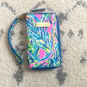 Lilly Pulitzer wristlet